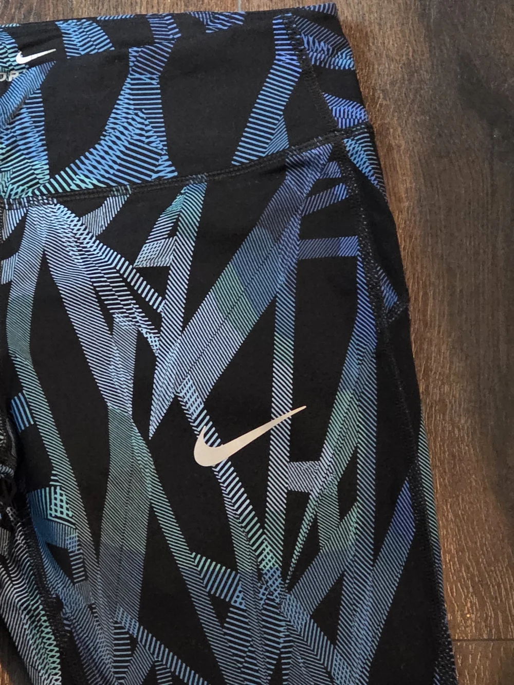 Nike Blue/Teal Patterned Athletic Leggings